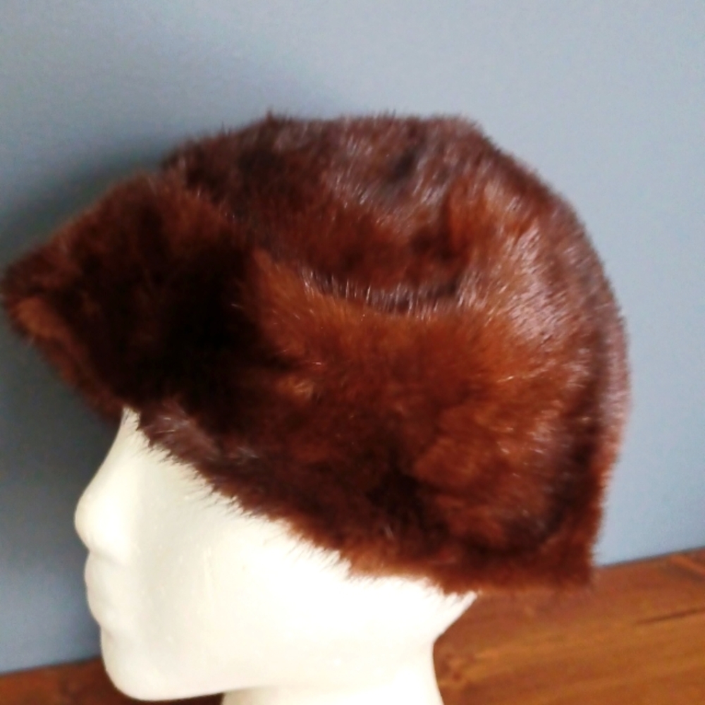 Vintage  real fur elegant  hat